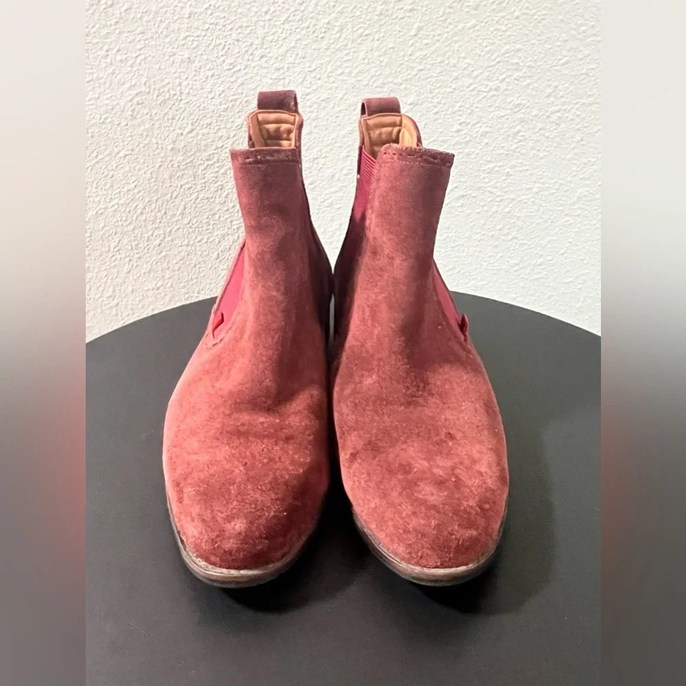 Marc Joseph New York Leather Heel Chelsea Boot with Perforated Detail Chukka